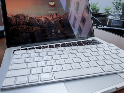 MacBookPro上的苹果键盘